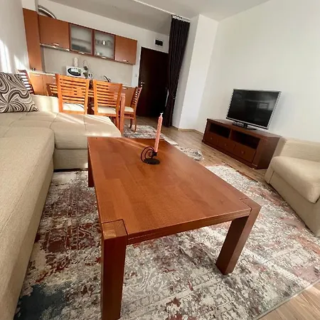 32 Pamporovo